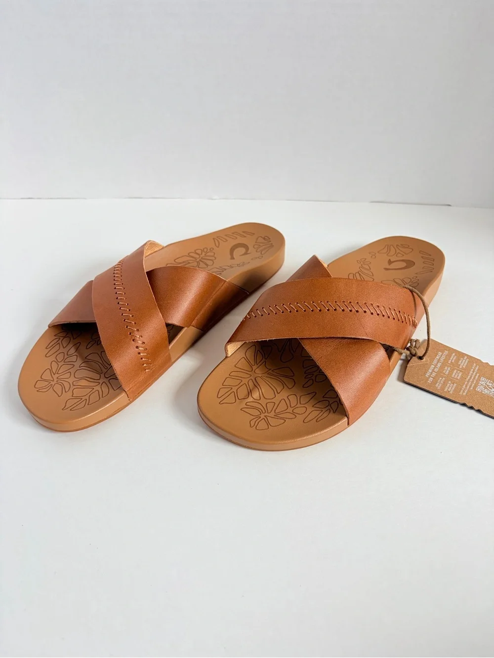 OluKai Kipea Olu Slide Sandals Cross Strap Shoes Cushioned Leather Brown Size 9 - Picture 2 of 15